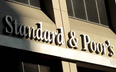 L’agence de notation Standard & Poor’s (S&P) a réévalué la notation du secteur bancaire tunisien à ‘BB/Stable/B’, la classant dans le groupe ‘8’ des pays à «risque très élevé».