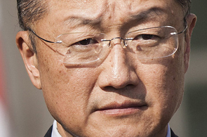 Jim Yong Kim sera mercredi et jeudi en Tunisie pour y discuter des réformes nécessaires à la reprise de la croissance,
