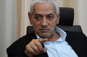 houcine abassi 3 7