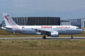 tunisair airbus 4 29