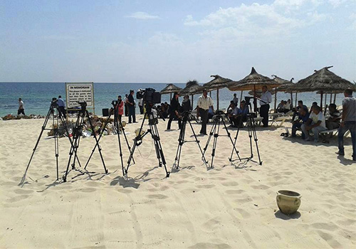 Journaliste-plage-El-Kantaoui