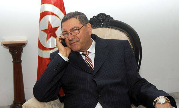 Habib-Essid-au-telephone