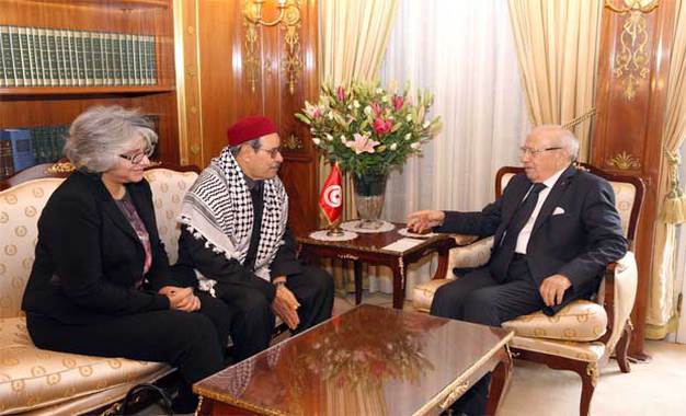 Béji-Caïd-Essebsi-reçoit-Basma-Khalfaoui