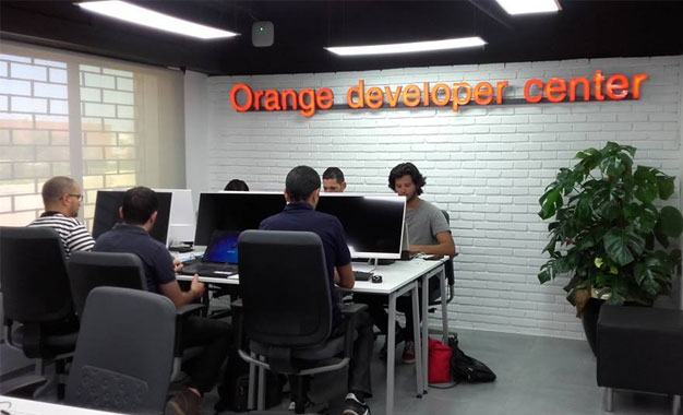 Orange-Developer-Center-Ban