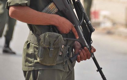 Tataouine : Un contrebandier en fuite fauche mortellement un soldat