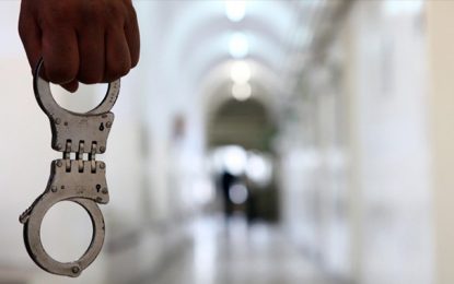 Tunisie : Un avocat placé en détention pour suspicion de de liens avec le terrorisme