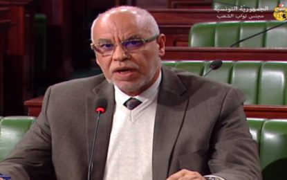 Un député Ennahdha dénonce le manque d’enseignement du Coran en Tunisie