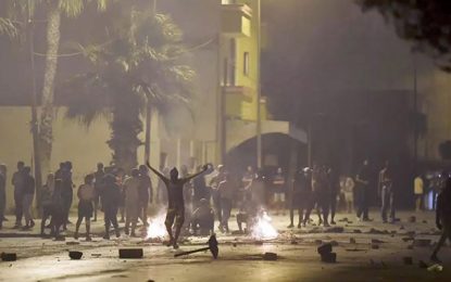 Sidi Hassine : Les heurts entre la police et les habitants se poursuivent pour la 6e nuit consécutive