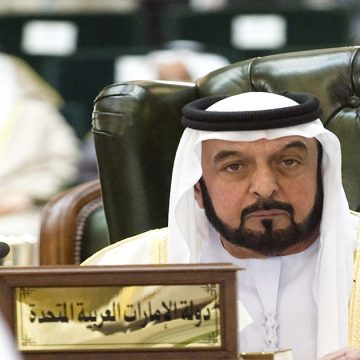 وفاة رئيس الإمارات خليفة بن زايد.. وتنكيس الأعلام 40 يوما