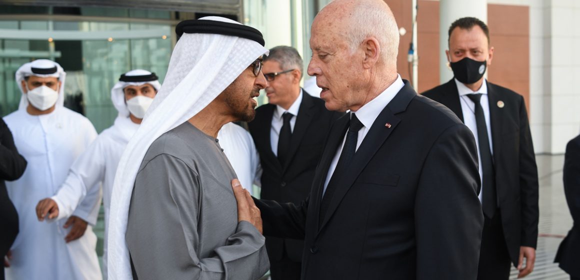 بعد أدائه واجب العزاء في وفاة رئيس دولة الامارات، الرئيس سعيد يعود إلى أرض الوطن