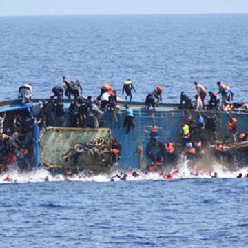 غرق مركب “حرقة” في سواحل الشابة: إنقاذ 14 مهاجر غير نظامي وانتشال 6 جثث