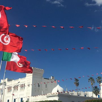 تونسي يسلم شهائد مزورة للطلبة، جامعة ايطاليا تقوم بالتتبع و الكرباعي يطالب بفتح تحقيق في تونس