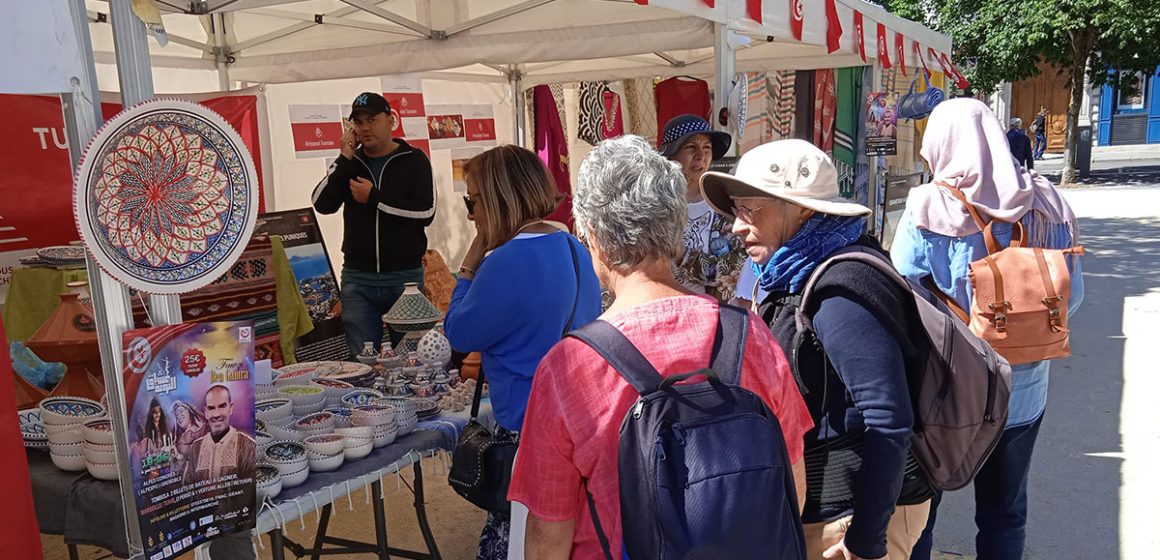 فعاليات اليوم الرابع من أيام تونس الثقافية والسياحية والاقتصادية بمدينة غرونوبل الفرنسية (صور)
