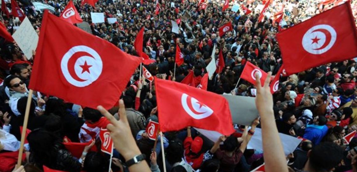 تونس : الطبقة السياسية الحالية أساءت كثيرا إلى البلاد وعليها ترك المكان