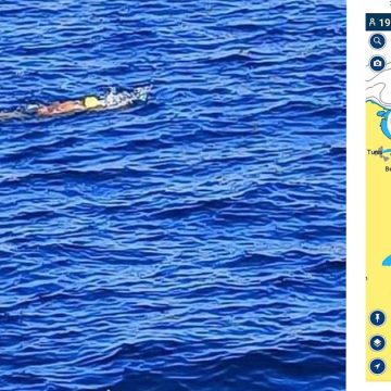 نجيب بالهادي، سباحة بدون توقف من بنتلاريا الايطالية الى تونس  (فيديو و صور)