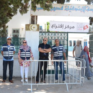 الداخلية: مجهودات الوحدات الأمنيّة في تامين يوم الإستفتاء