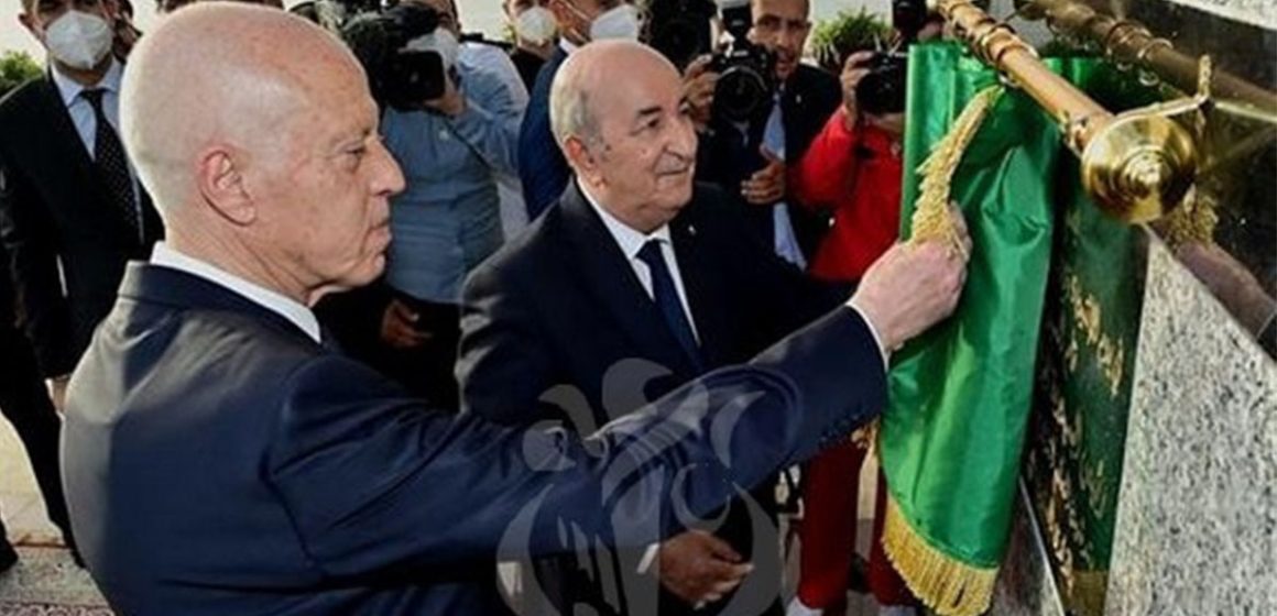 الجزائر في الذكرى ال60 للإستقلال: الرئيس تبون  مع الرئيس التونسي سعيد يدشنان النصب التذكاري “معلم الحرية”
