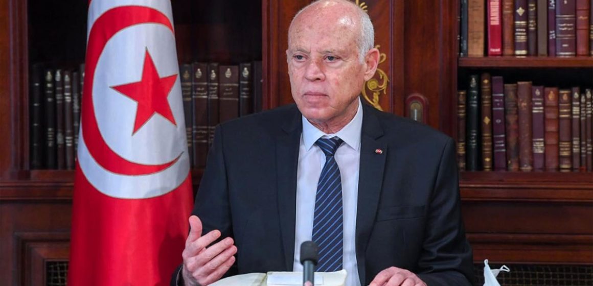 تونس : هل من الحكمة إعطاء قيس سعيد صكا على بياض ؟