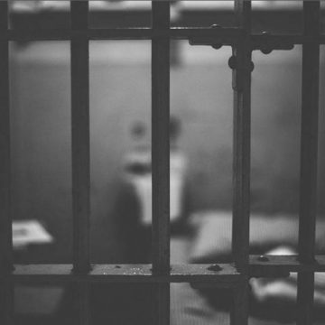 خبر حزين: مجدي الكرباعي يعلن عن وفاة شاب عشريني في سجن Monza بايطاليا