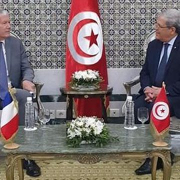سفارة فرنسا بتونس: لقاء مثمر بين السفير أندريه باران ووزير الشؤون الخارجية والهجرة والتونسيين بالخارج السيد عثمان الجندي