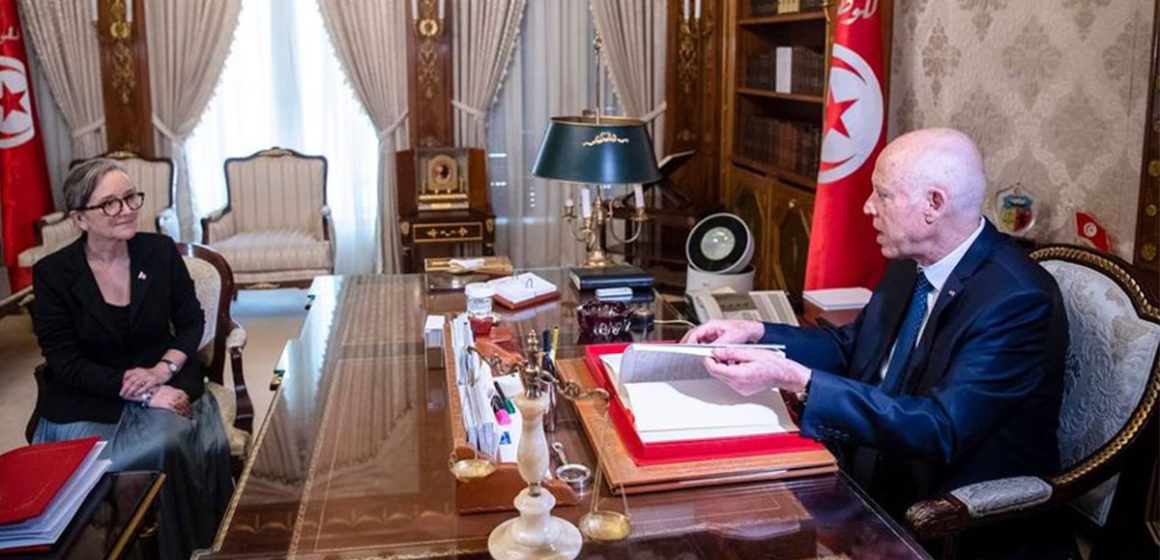 في لقائه ببودن، الرئيس يطلع على تقرير وزارة المالية حول نتائج ضبط القروض و الهبات المسلمة لتونس منذ 10 سنوات