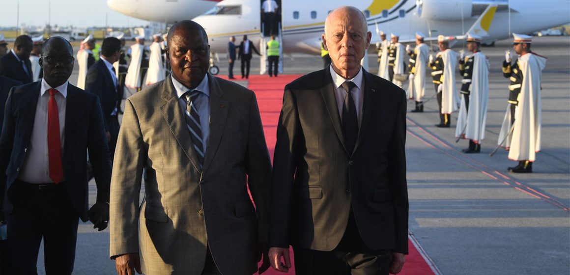 الرئيس سعيد في استقبال رئيس جمهورية افريقيا الوسطى بمناسبة مشاركته في تيكاد 8