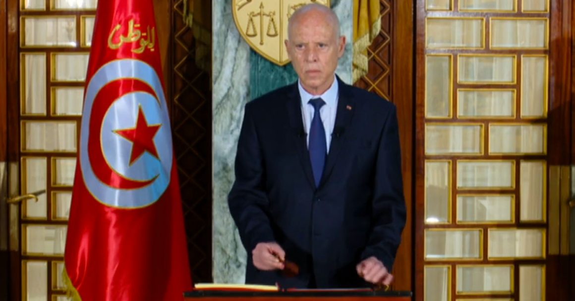 كلمة رئيس الجمهورية قيس سعيد بمناسبة ختم وإصدار دستور الجمهورية التونسية الجديد (فيديو)
