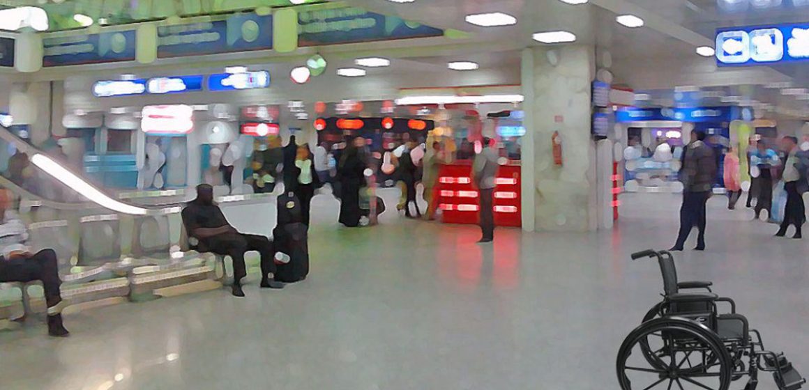 فضيحة: السرقات في مطار تونس قرطاج تتواصل… و هذه المرة، المسروق هو  كرسي متحرك…