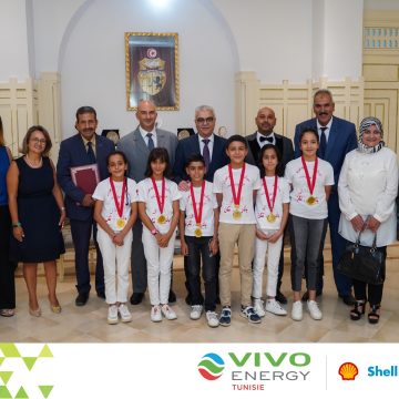 شركة Vivo Energy Tunisie: السلاوتي يستقبل تلاميذ مدرسة حي الواحة بڨابس المتوجين في مسابقة بادر (ألبوم صور)