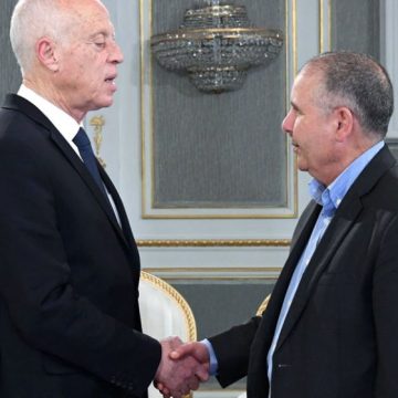 ضاعت تونس بين الرئيس قيس سعيد و السيد نورالدين الطبوبي