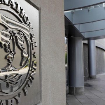 صندوق النقد الدولي يدعو لاتخاذ خيارات استراتيجية صعبة لمواجهة التضخم المتزايد و المخاطر المالية و تباطؤ النمو
