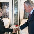 السفير الفرنسي يٌجدد التزام بلاده بدعم تونس في مفاوضاتها مع صندوق النقد الدولي