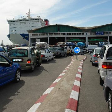 تأمين عبور قرابة 6000  مسافر و 1800 سيارة في اتجاه مرسيليا و جنوة و الاستعداد غدا لاستقبال المسافرين المغادرين (صور)