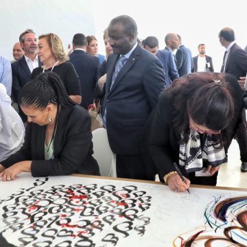 وزيرة الشؤون الثقافية في افتتاح القرية التونسية للفرنكوفونية (فيديو)