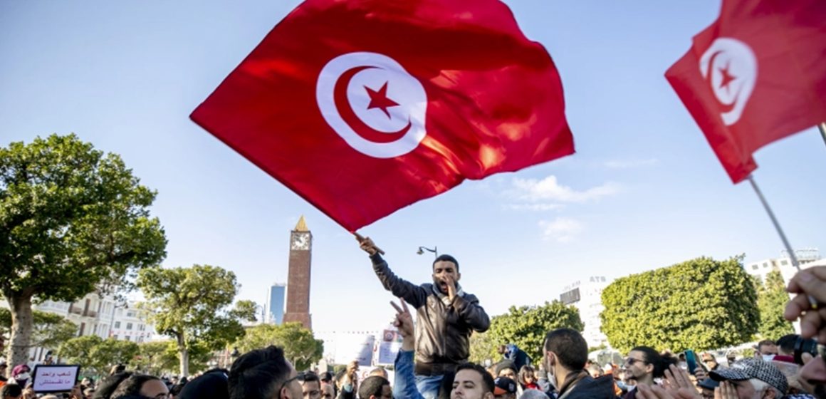 منها نقابة الصحفيين..منظمات وطنية تدعو للمشاركة في إحياء الذكرى 12 للثورة التونسية