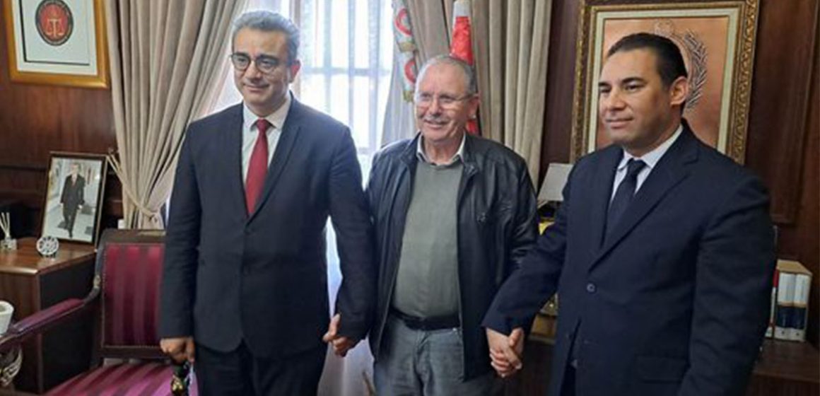 بمقر عمادة المحامين بالمحكمة الابتدائية بتونس، لقاء ثلاثي هام حول الوضع العام في البلاد
