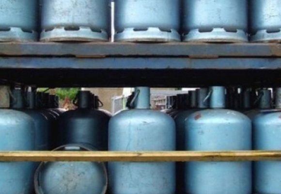 تعليق نشاط مٌوزعي قوارير الغاز المنزلي بالجملة لمدة 3 أيام