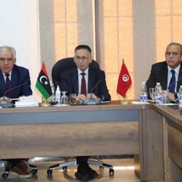 فحوى لقاء وفد من اتحاد الأعراف مع وزير الاقتصاد والتجارة الليبي (بلاغ)