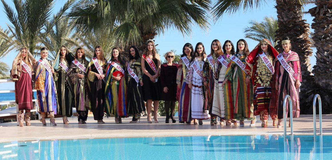 ملكات جمال الجهات في جزيرة جربة بملابس تقليدية ممضاة من نهال مليتي (البوم صور)