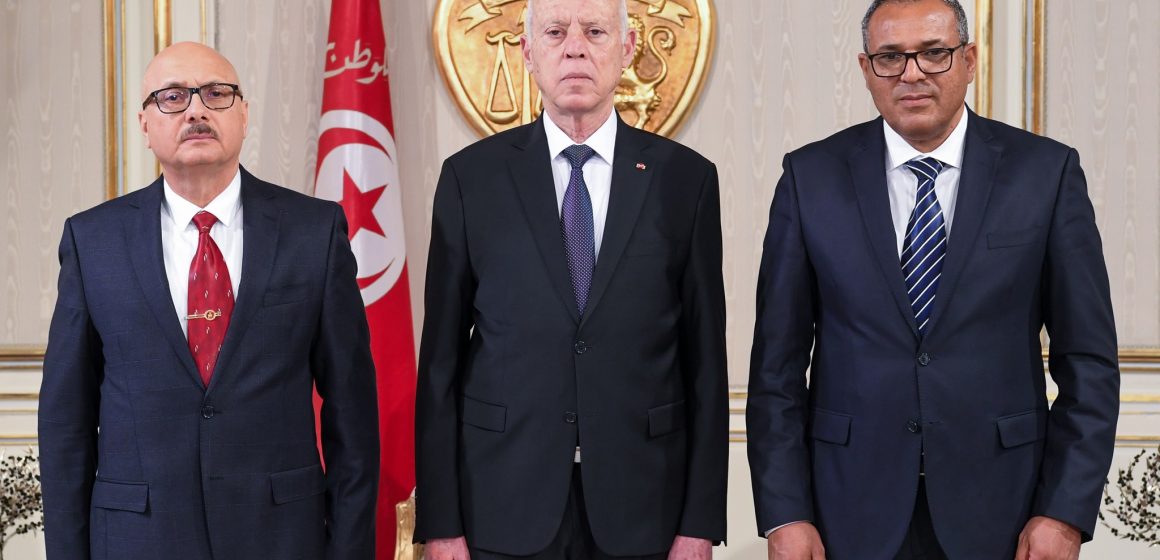 الرئيس يشرف على موكب أداء اليمين لعبد المنعم بلعاتي و محمد علي البوغديري