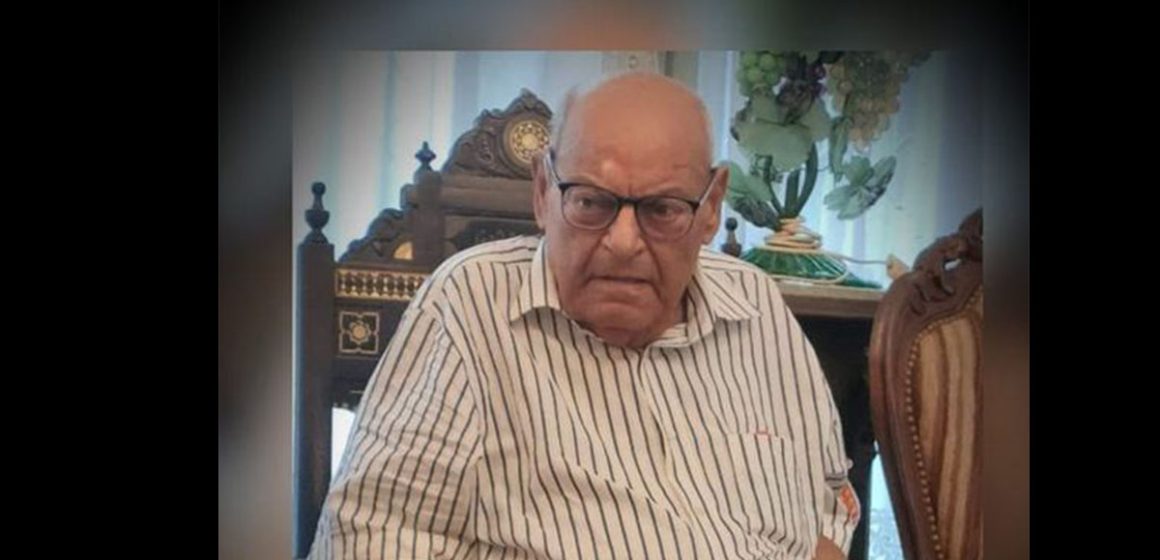 مراسم دفن المرحوم محمد جمعة، وزير الشؤون الاجتماعية الأسبق يوم الأحد 8 جانفي بمقبرة الجلاز بالعاصمة