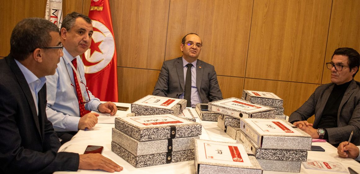 بقصر المؤتمرات بتونس: الهيئة العليا المستقلة للانتخابات تعلن عن النتائج الأولية للدورة الثانية للتشريعية (فيديو)
