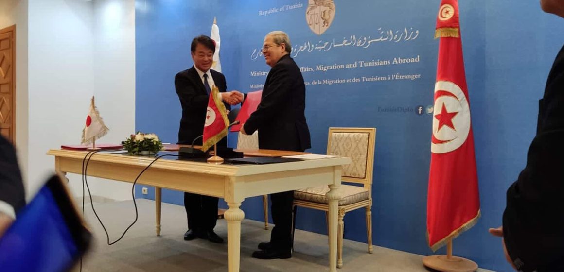 توقيع اتفاق قرض بين تونس واليابان بقيمة 280 مليون دينار (بلاغ)