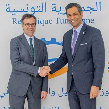 دعم علاقات التعاون  بين الطرفين محور لقاء وزير التشغيل مع سفير إيطاليا بتونس
