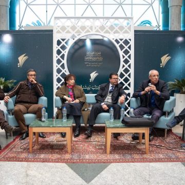 أسئلة عقد النشر النموذجي في قطاع الكتاب في المعرض الوطني للكتاب التونسي