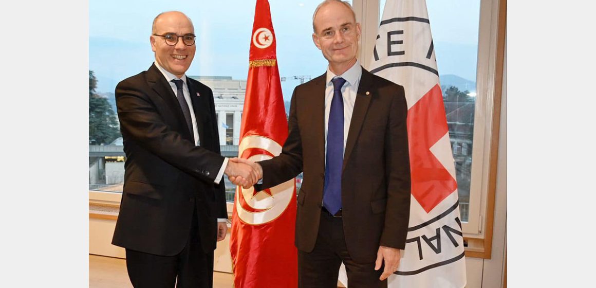 جينيف/ ضمان حماية المقيمين الأجانب في لقاء وزير الخارجية التونسي بنائب رئيس اللجنة الدولية للصليب الأحمر