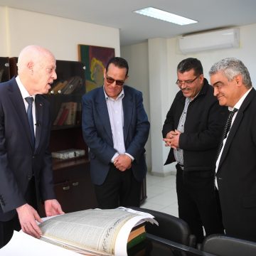 زيارة رئيس الجمهورية قيس سعيد إلى مقر سنيب لابريس الصحافة اليوم (عودة بالصور و فيديو)
