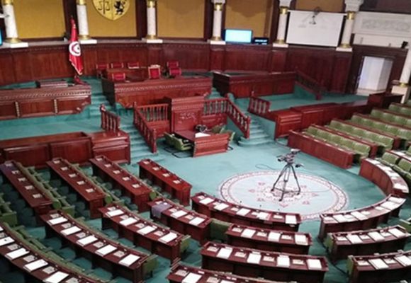 تونس : الجلسة الافتتاحية للبرلمان الجديد: منع الصحفيين من دخول مبنى المجلس