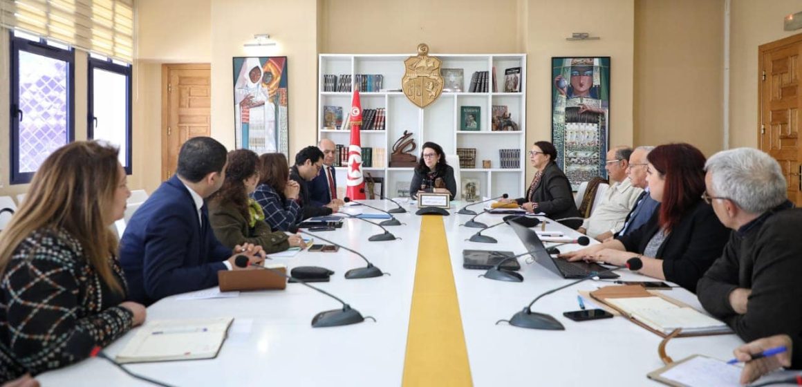 الاستعداد لمعرض تونس الدولي للكتاب (من 28 أفريل الى 7 ماي 2023. أكثر من 500 الف عنوان و العراق ضيفة الدورة 37)