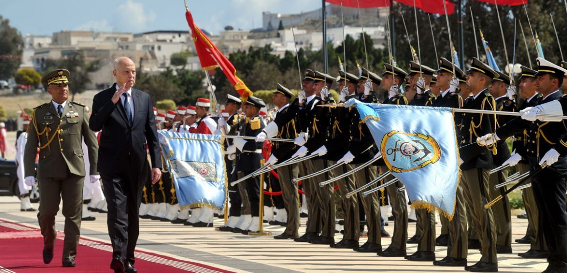 تونس بين سيادة الصلصال و دبلوماسية الإسفنج…